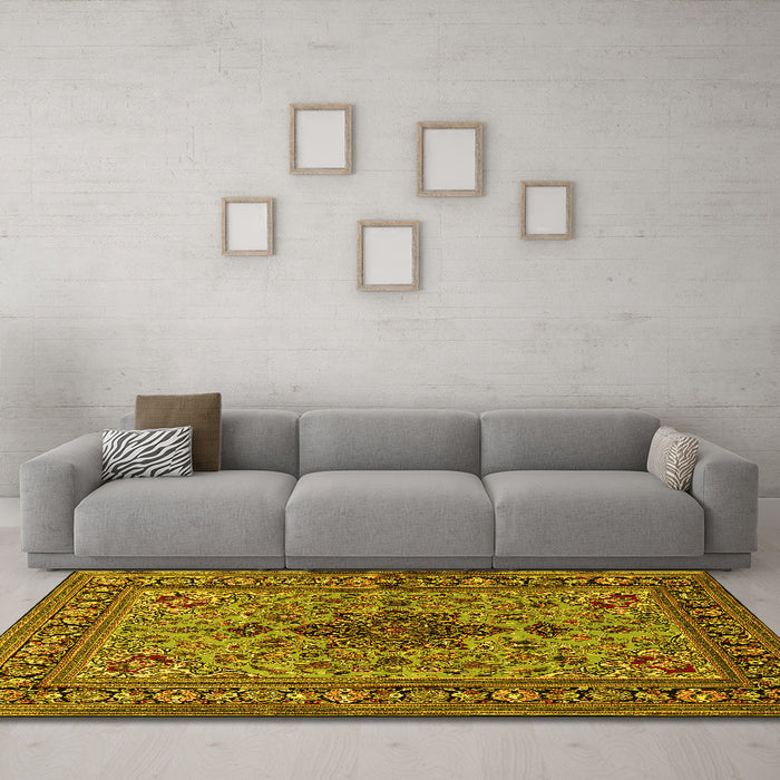 Machine Washable Animal Yellow Traditional Rug in a Living Room, wshtr2200yw