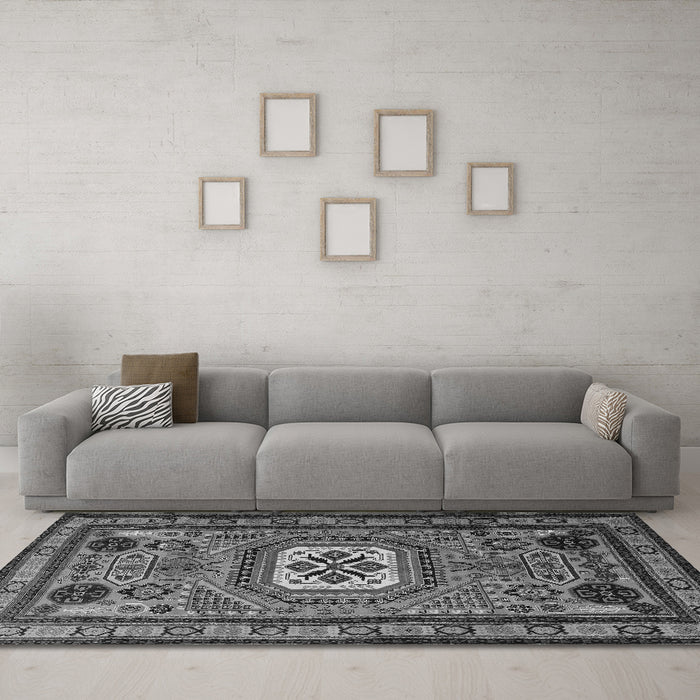 Machine Washable Persian Gray Traditional Rug in a Living Room,, wshtr2208gry