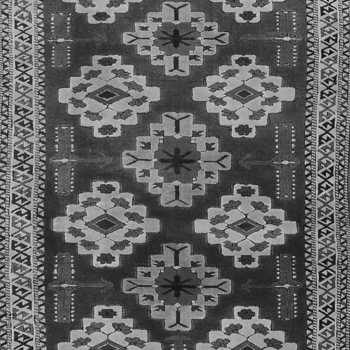 Serging Thickness of Machine Washable Persian Gray Traditional Rug, wshtr2211gry