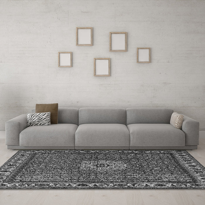 Machine Washable Persian Gray Traditional Rug in a Living Room,, wshtr2218gry