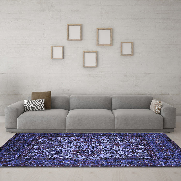 Machine Washable Persian Blue Traditional Rug in a Living Room, wshtr2219blu