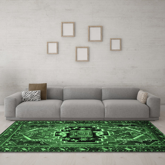 Machine Washable Persian Emerald Green Traditional Area Rugs in a Living Room,, wshtr221emgrn
