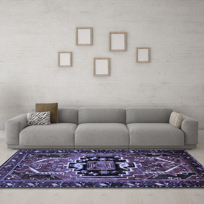 Machine Washable Persian Blue Traditional Rug in a Living Room, wshtr221blu