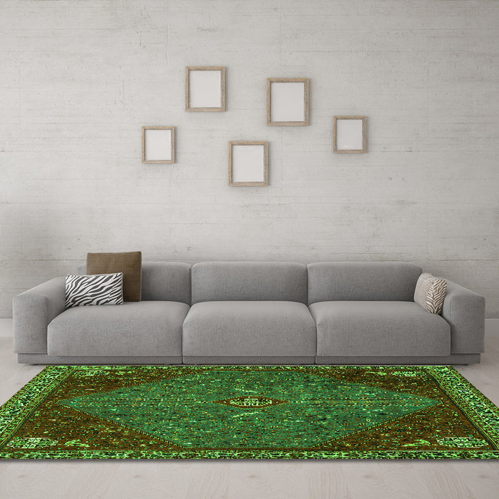 Machine Washable Persian Green Traditional Area Rugs in a Living Room,, wshtr2220grn