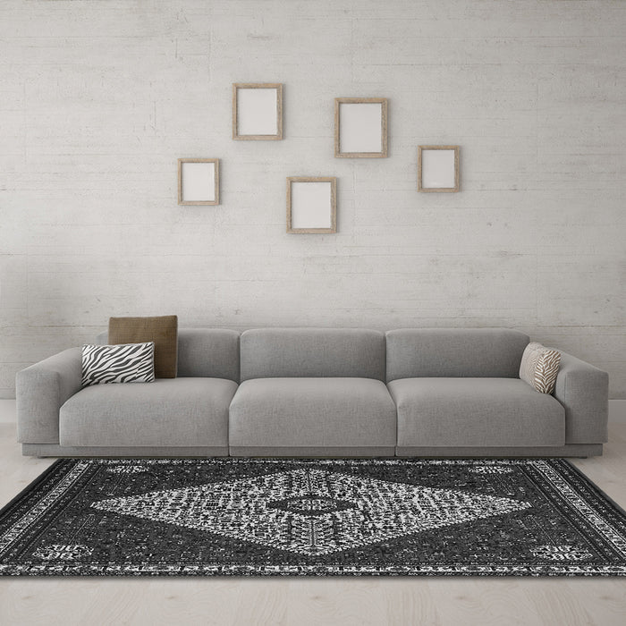 Machine Washable Persian Gray Traditional Rug in a Living Room,, wshtr2221gry