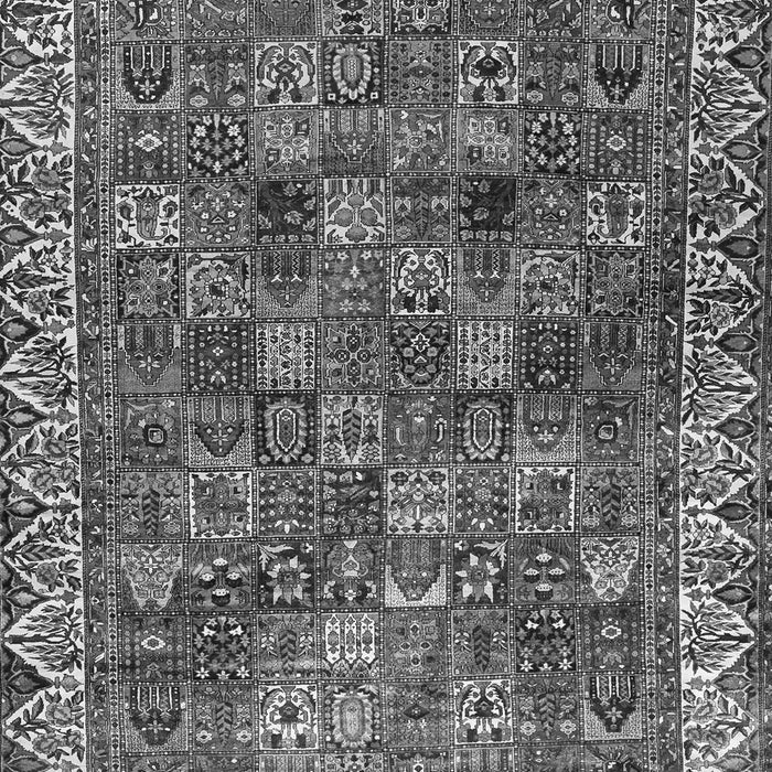 Serging Thickness of Machine Washable Persian Gray Traditional Rug, wshtr2224gry