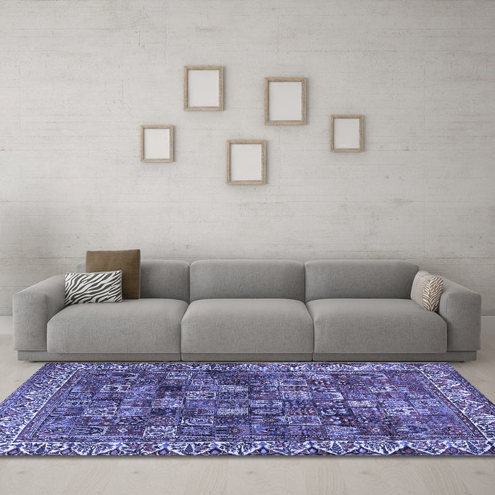 Machine Washable Persian Blue Traditional Rug in a Living Room, wshtr2224blu