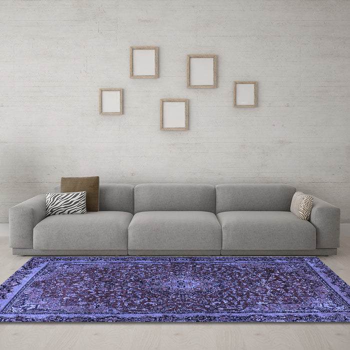 Machine Washable Persian Blue Traditional Rug in a Living Room, wshtr2226blu