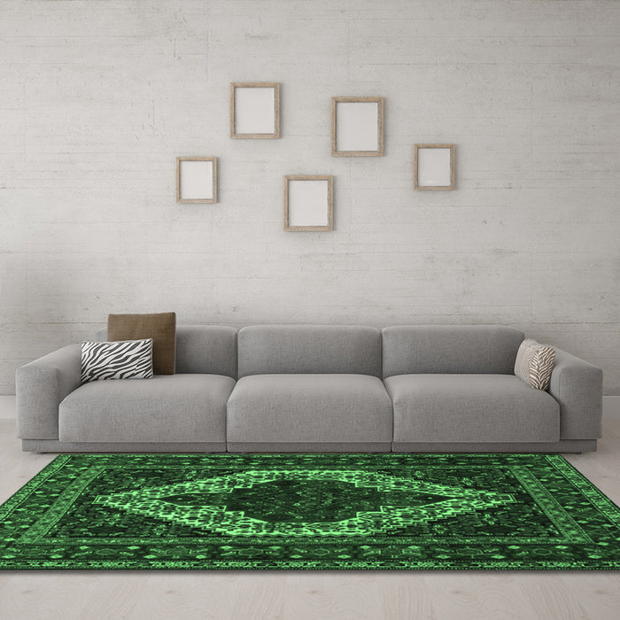 Machine Washable Persian Emerald Green Traditional Area Rugs in a Living Room,, wshtr2230emgrn