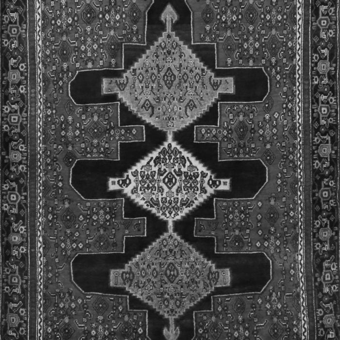 Serging Thickness of Machine Washable Persian Gray Traditional Rug, wshtr2232gry