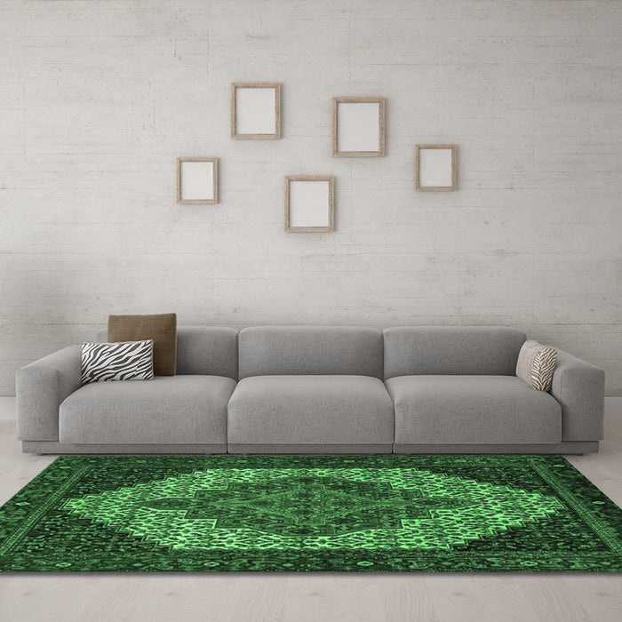 Machine Washable Persian Emerald Green Traditional Area Rugs in a Living Room,, wshtr2234emgrn