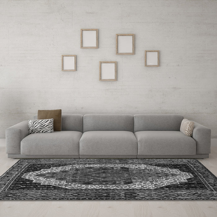 Machine Washable Persian Gray Traditional Rug in a Living Room,, wshtr2235gry