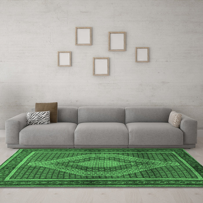 Machine Washable Persian Emerald Green Traditional Area Rugs in a Living Room,, wshtr2238emgrn