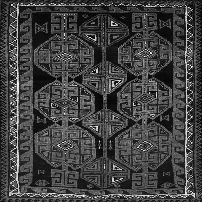 Serging Thickness of Persian Gray Traditional Rug, tr224gry