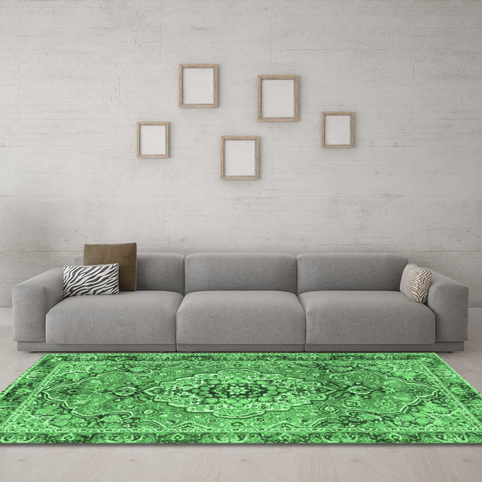Machine Washable Persian Emerald Green Traditional Area Rugs in a Living Room,, wshtr2250emgrn
