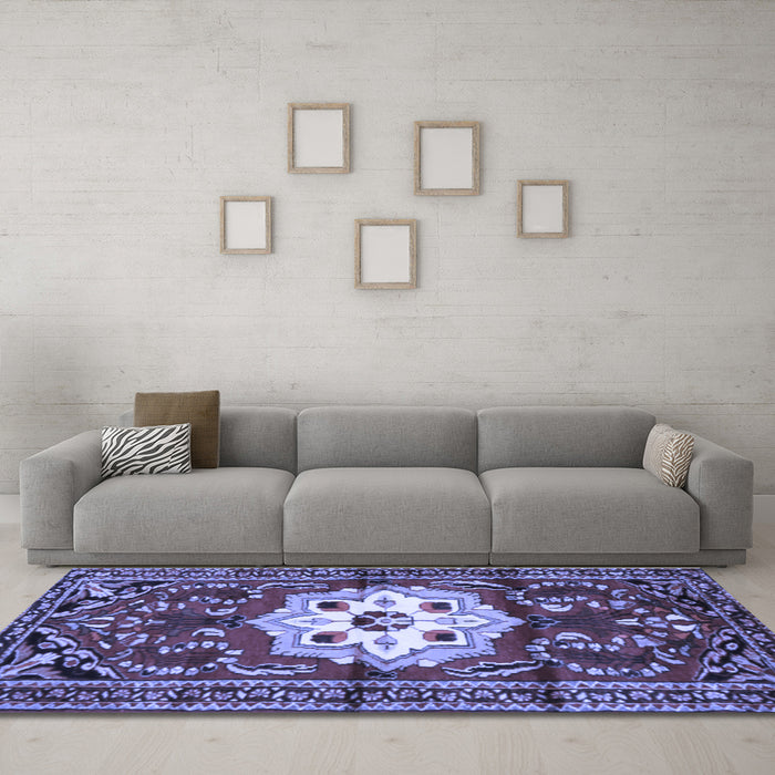 Machine Washable Persian Blue Traditional Rug in a Living Room, wshtr2252blu