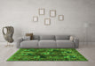 Machine Washable Persian Green Traditional Area Rugs in a Living Room,, wshtr2253grn