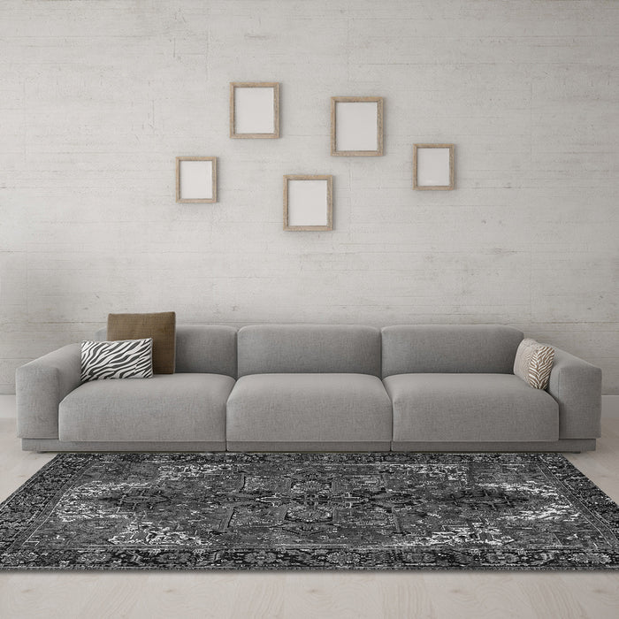 Machine Washable Persian Gray Traditional Rug in a Living Room,, wshtr2255gry