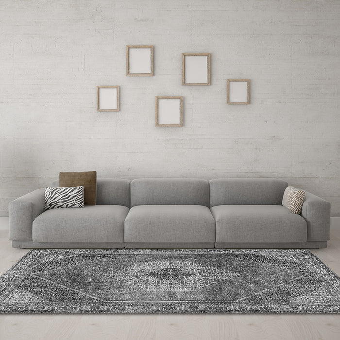 Machine Washable Persian Gray Traditional Rug in a Living Room,, wshtr2256gry