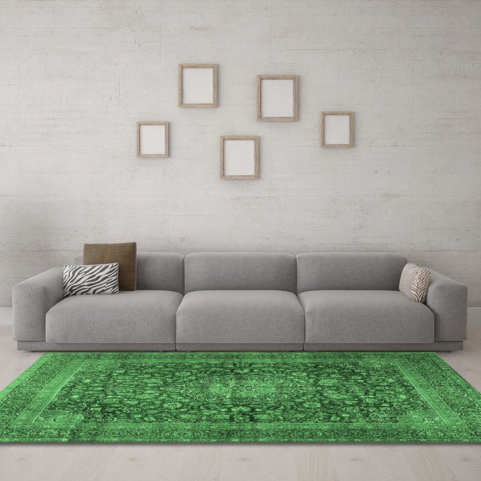 Machine Washable Medallion Emerald Green Traditional Area Rugs in a Living Room,, wshtr2266emgrn