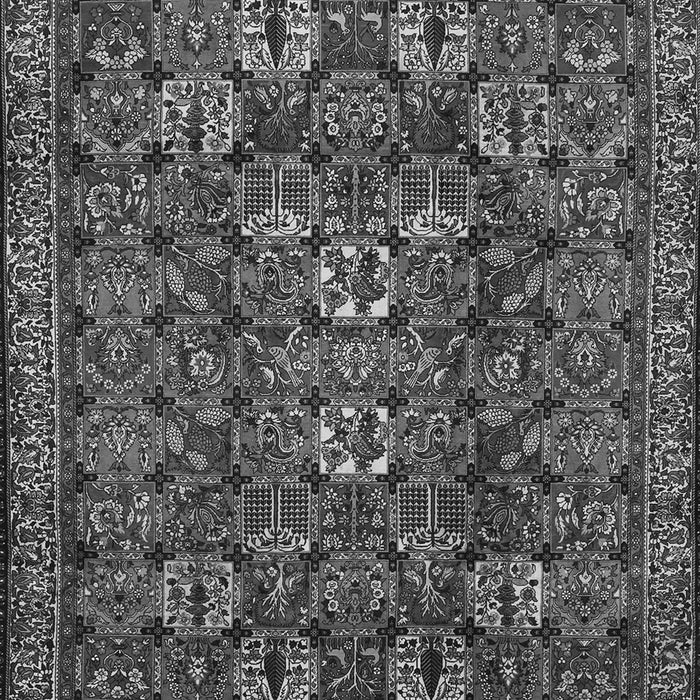 Serging Thickness of Machine Washable Persian Gray Traditional Rug, wshtr2269gry