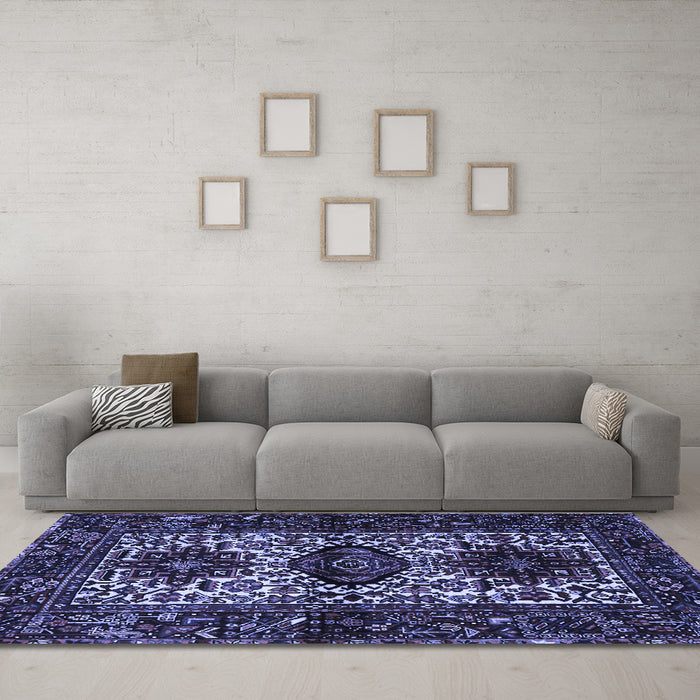 Machine Washable Persian Blue Traditional Rug in a Living Room, wshtr2271blu