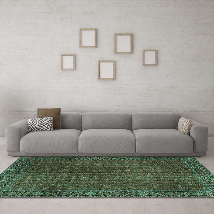 Machine Washable Persian Turquoise Traditional Area Rugs in a Living Room,, wshtr2272turq