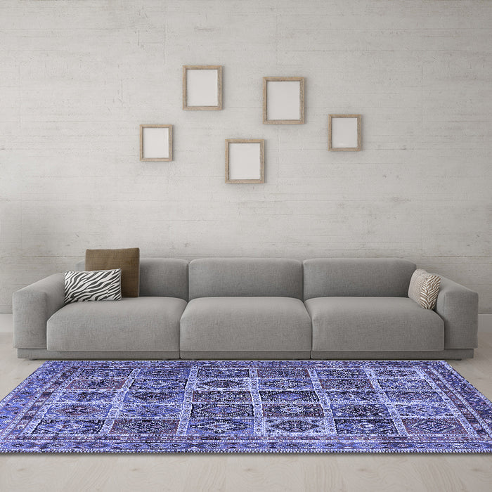 Machine Washable Persian Blue Traditional Rug in a Living Room, wshtr2281blu