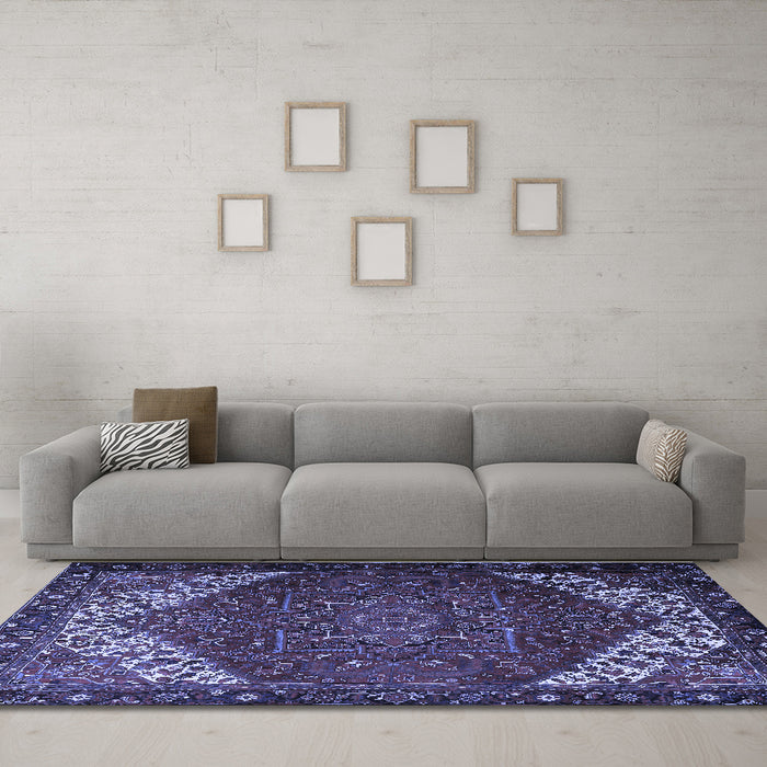 Machine Washable Persian Blue Traditional Rug in a Living Room, wshtr2285blu
