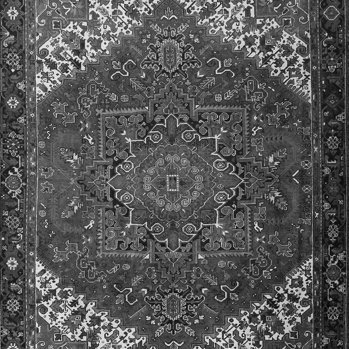 Serging Thickness of Machine Washable Persian Gray Traditional Rug, wshtr2285gry