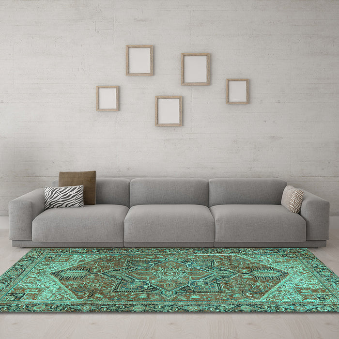 Machine Washable Persian Turquoise Traditional Area Rugs in a Living Room,, wshtr2287turq