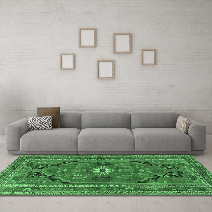 Machine Washable Persian Emerald Green Traditional Area Rugs in a Living Room,, wshtr2306emgrn