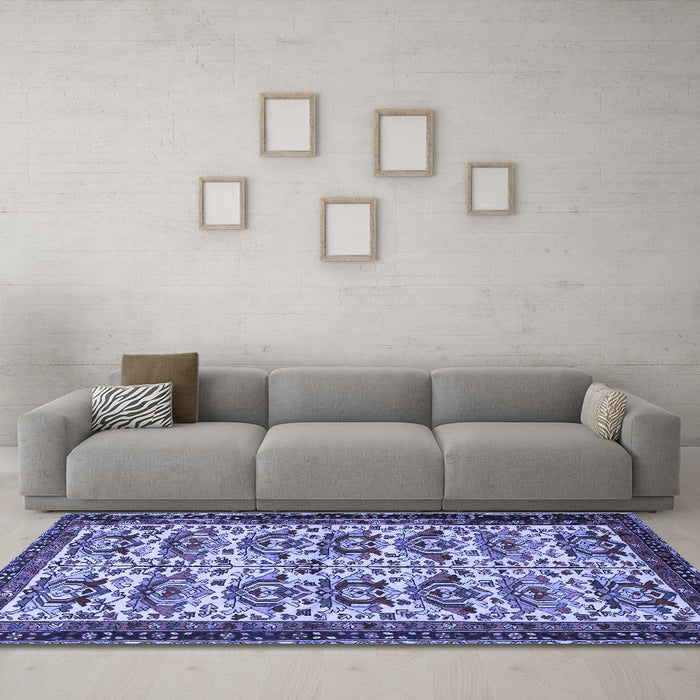 Machine Washable Persian Blue Traditional Rug in a Living Room, wshtr2311blu