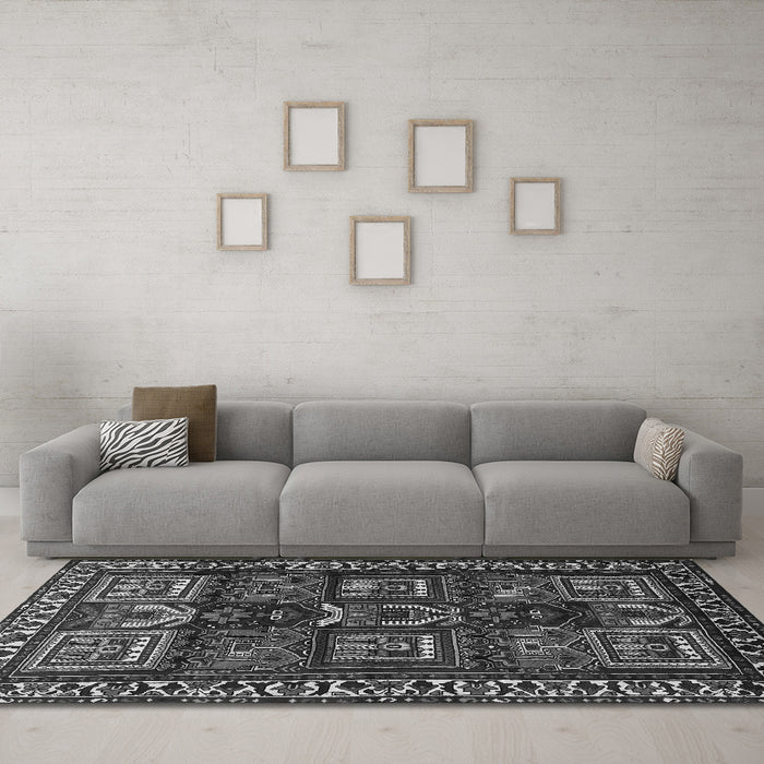 Machine Washable Persian Gray Traditional Rug in a Living Room,, wshtr2315gry