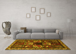 Machine Washable Animal Yellow Traditional Rug in a Living Room, wshtr2316yw
