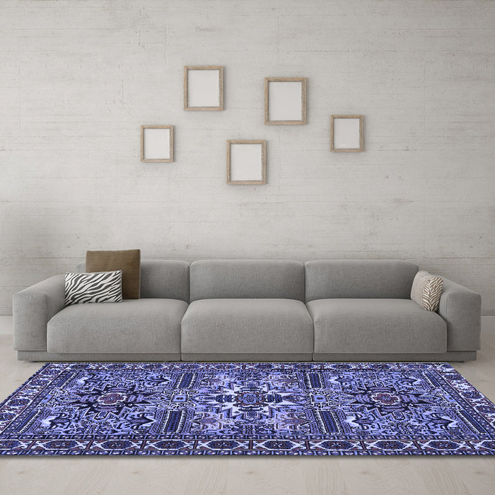 Machine Washable Persian Blue Traditional Rug in a Living Room, wshtr2321blu