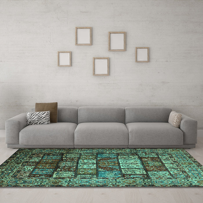 Machine Washable Persian Turquoise Traditional Area Rugs in a Living Room,, wshtr232turq