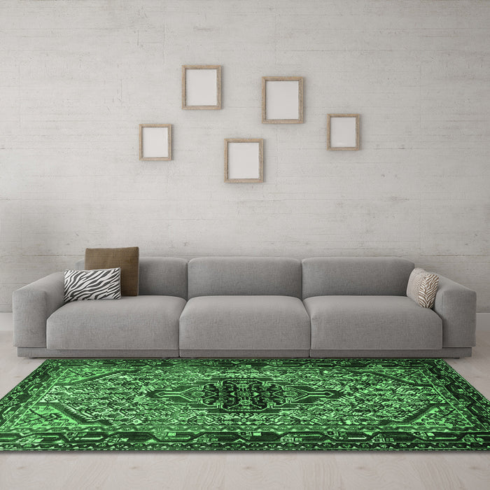 Machine Washable Persian Emerald Green Traditional Area Rugs in a Living Room,, wshtr2330emgrn