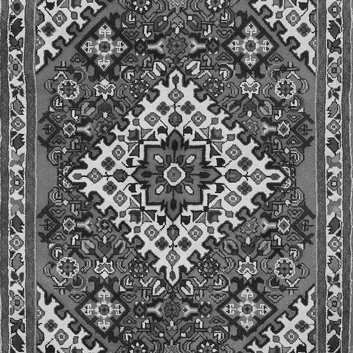 Serging Thickness of Machine Washable Persian Gray Traditional Rug, wshtr2332gry