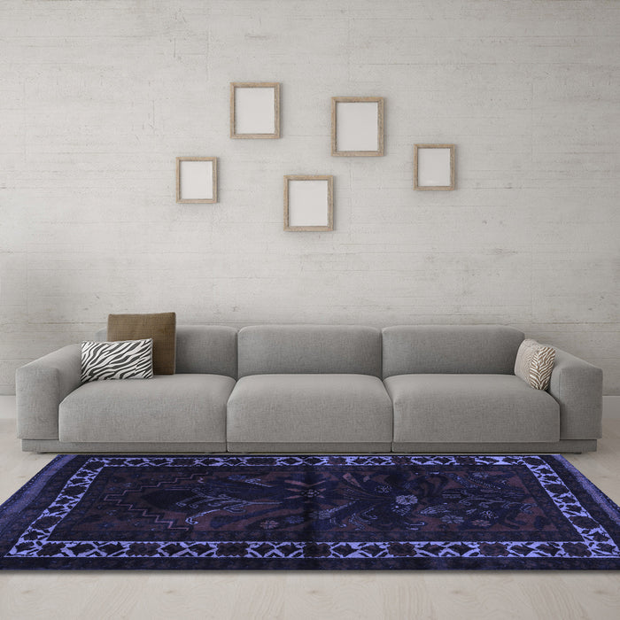 Machine Washable Persian Blue Traditional Rug in a Living Room, wshtr2335blu