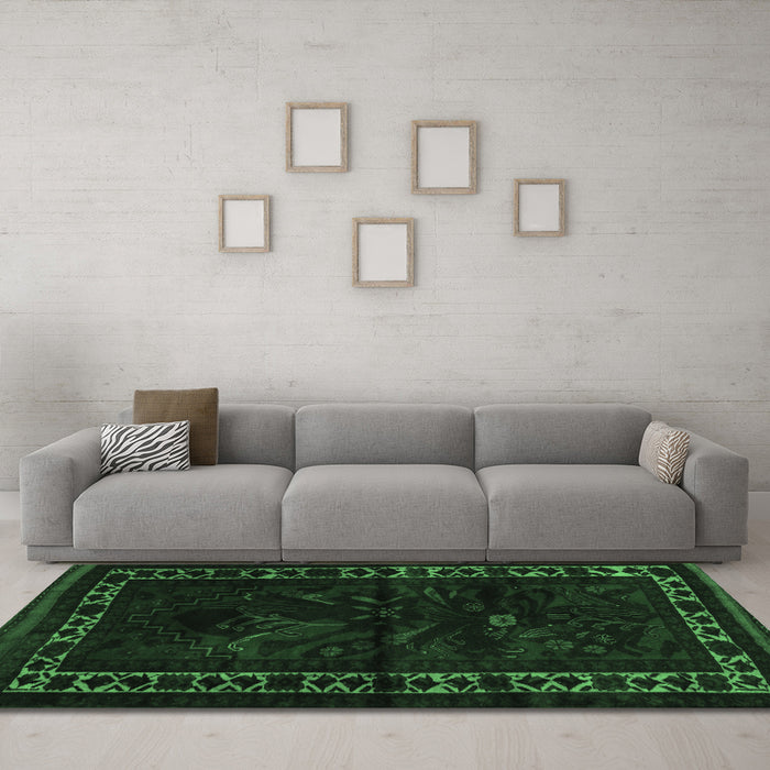 Machine Washable Persian Emerald Green Traditional Area Rugs in a Living Room,, wshtr2335emgrn