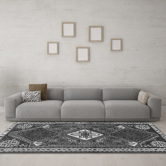 Machine Washable Persian Gray Traditional Rug in a Living Room,, wshtr2336gry