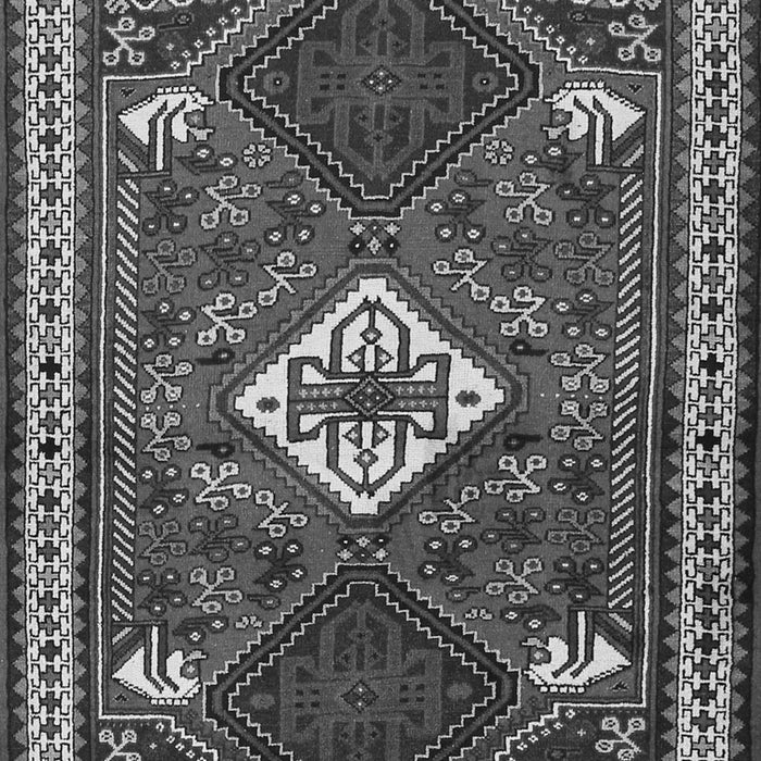 Serging Thickness of Machine Washable Persian Gray Traditional Rug, wshtr2336gry