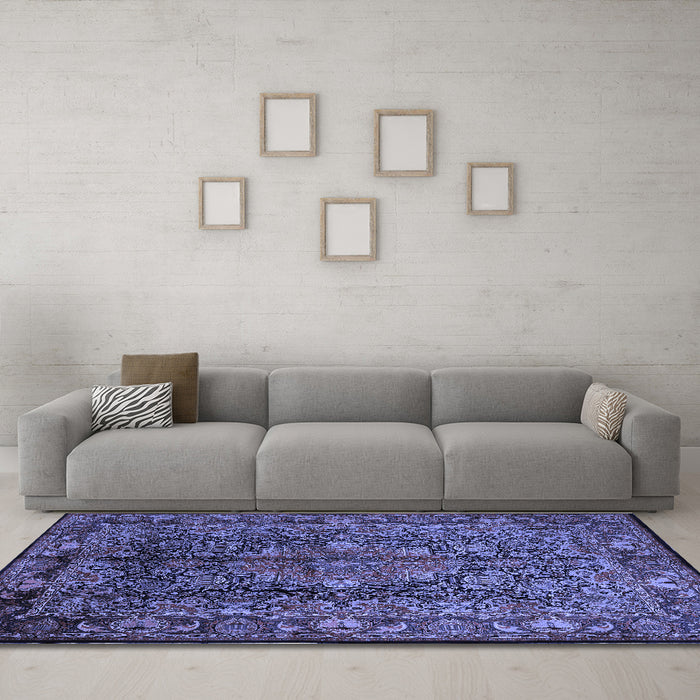Machine Washable Medallion Blue Traditional Rug in a Living Room, wshtr233blu