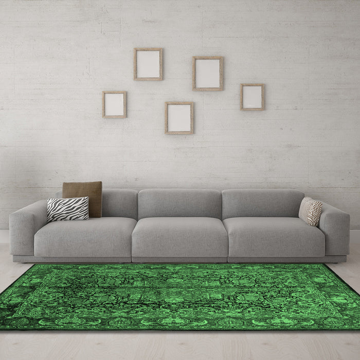 Machine Washable Medallion Emerald Green Traditional Area Rugs in a Living Room,, wshtr233emgrn