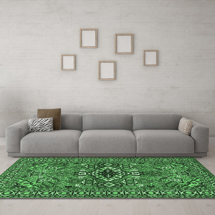 Machine Washable Persian Emerald Green Traditional Area Rugs in a Living Room,, wshtr2340emgrn
