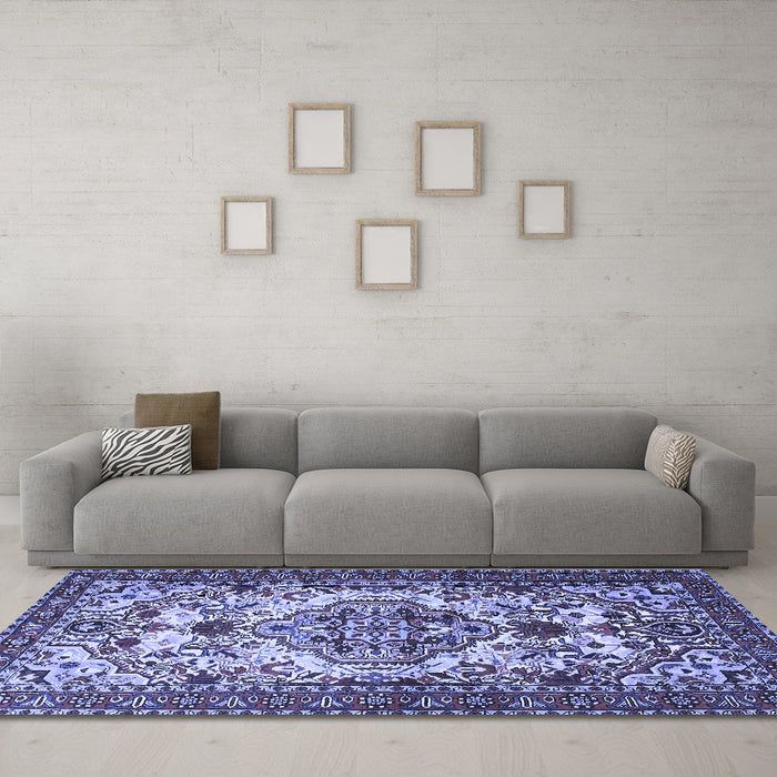 Machine Washable Persian Blue Traditional Rug in a Living Room, wshtr2341blu