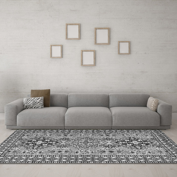 Machine Washable Persian Gray Traditional Rug in a Living Room,, wshtr2342gry