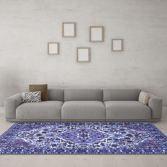 Machine Washable Persian Blue Traditional Rug in a Living Room, wshtr2343blu