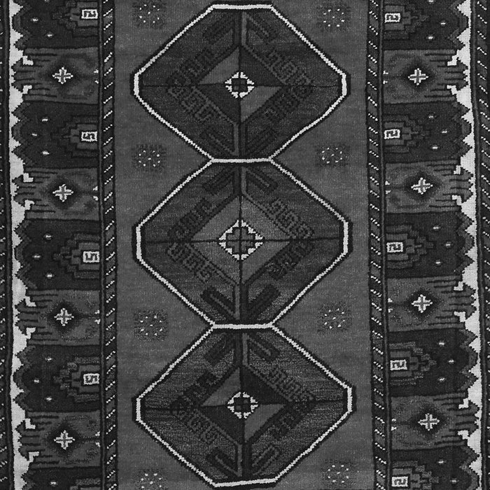 Serging Thickness of Machine Washable Persian Gray Traditional Rug, wshtr2345gry